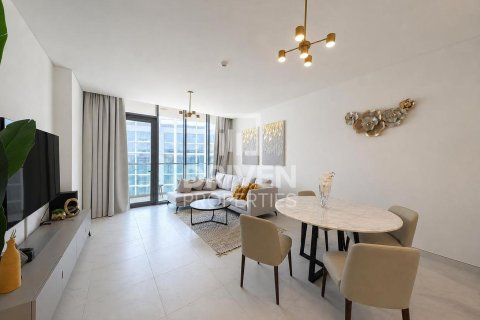Apartment de 2 dormitorios en District One, UAE No. 204031