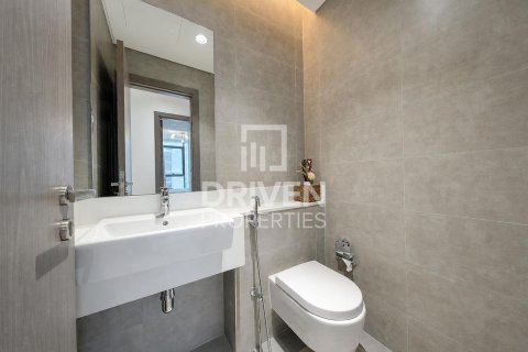 Apartment de 2 dormitorios en District One, UAE No. 204031 18