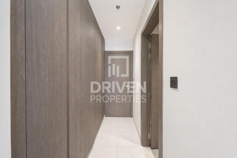 Apartment de 2 dormitorios en District One, UAE No. 204031 15