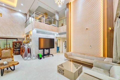 Вилла с 6 спальнями  №113443 11