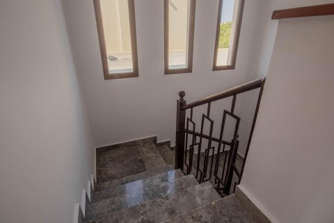 Villa de 4 dormitorios  No. 123919 31