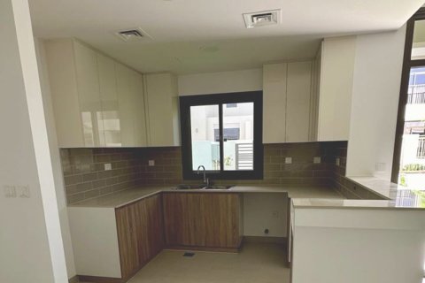 3 bedrooms Apartment in Town Square, UAE No. 147471 4