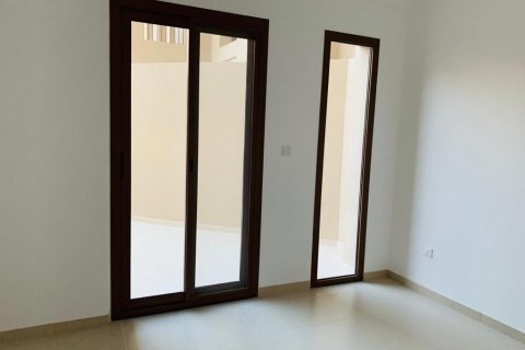 2 bedrooms Apartment in Zahra Breeze Apartments, UAE No. 147472 11