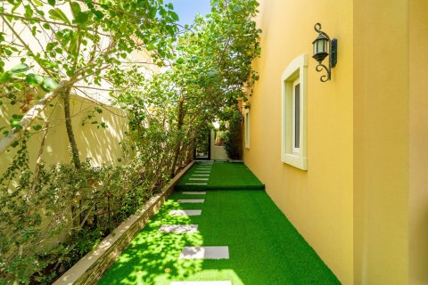3 bedrooms Townhouse in Dubai, UAE No. 148503 8