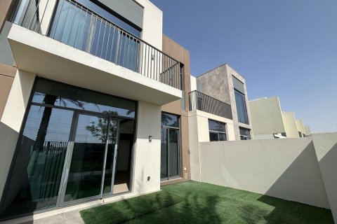 3 bedrooms Townhouse in Dubai, UAE No. 148502 3