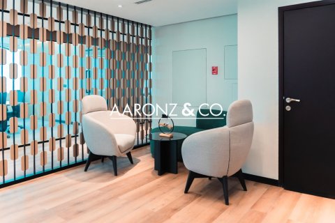 368m² Office in Jumeirah Lake Towers, UAE No. 132740 10