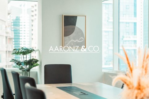 368m² Office in Jumeirah Lake Towers, UAE No. 132740 8