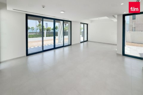 Villa de 4 dormitorios  No. 105523 3