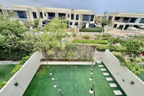 Villa de 3 dormitorios en Dubai Hills Estate, UAE No. 149164