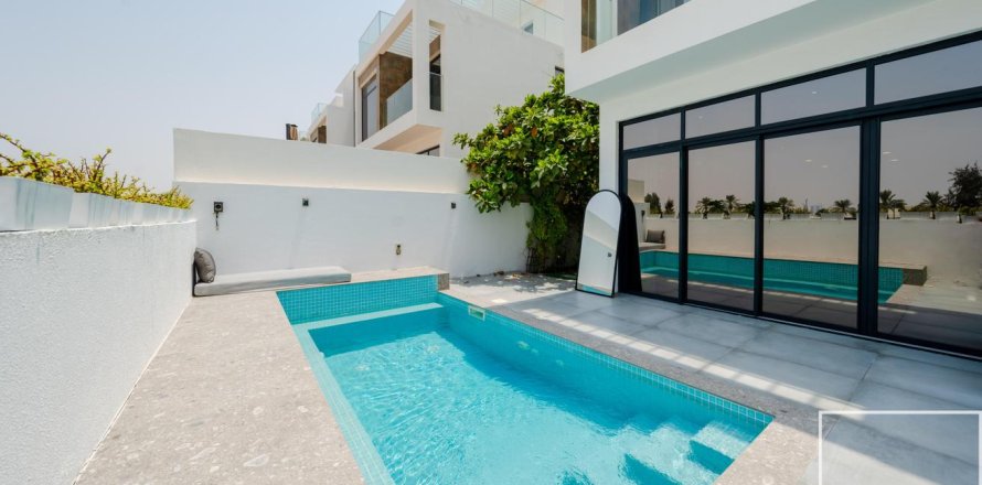 Таунхаус с 4 спальнями в Jumeirah Luxury, ОАЭ №194307