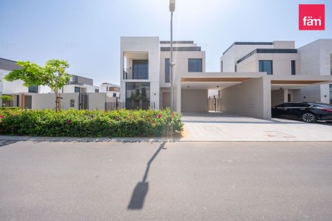 Townhouse de 4 dormitorios en Dubai, UAE No. 163848