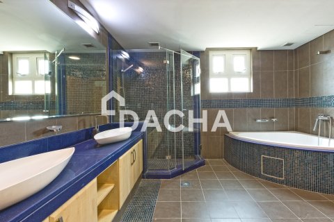 Penthouse de 4 dormitorios en Shoreline Apartments, UAE No. 163555 3