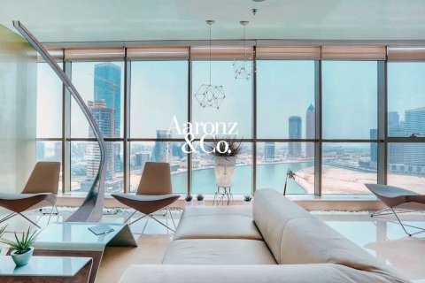 334مربع، مكتب في الخليج التجاري, الإمارات العربية المتحدة رقم 162228