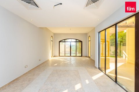 Townhouse de 4 chambres  No. 125992 2