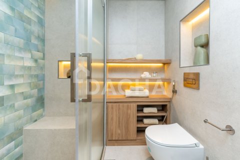 Appartement de 2 chambres à Shoreline Apartments, UAE No. 155399 4