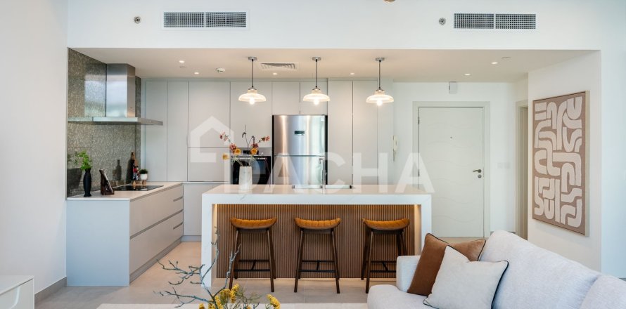 Appartement de 2 chambres à Shoreline Apartments, UAE No. 155399