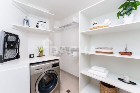 Appartement de 2 chambres à Shoreline Apartments, UAE No. 155399 18