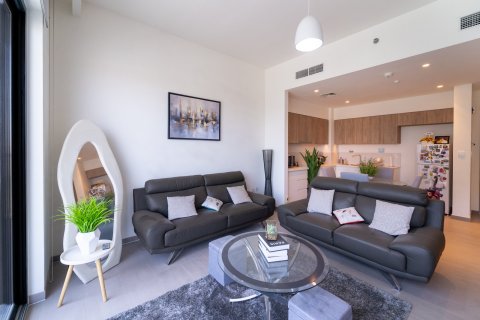 2 bedrooms Apartment in Dubai, UAE No. 199828