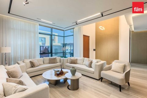 6 bedrooms Villa in Dubai, UAE No. 103251 10