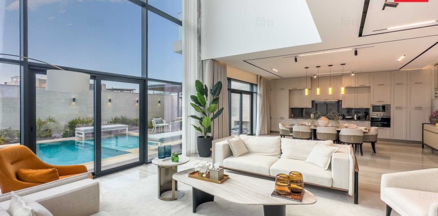 6 bedrooms Villa in Dubai, UAE No. 103251