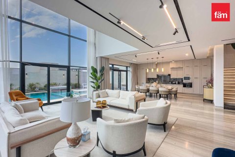 6 bedrooms Villa in Dubai, UAE No. 103251 4
