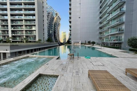 2 bedrooms Apartment in Business Bay, UAE No. 161736 12