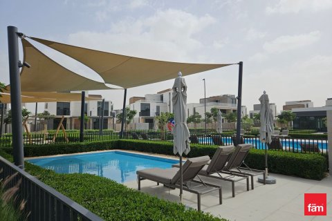 4 bedrooms Villa in Dubai, UAE No. 149261 6