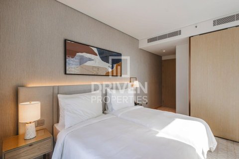 Квартира с 2 спальнями в Vida Residences Dubai Mall, ОАЭ №137952 3