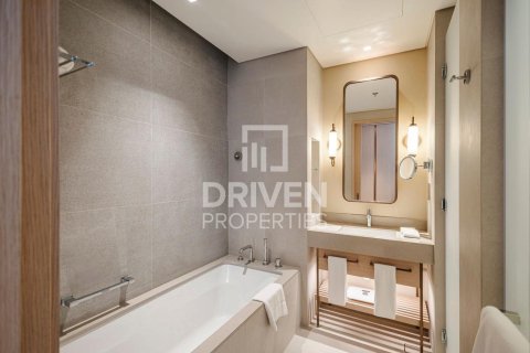 Квартира с 2 спальнями в Vida Residences Dubai Mall, ОАЭ №137952 6