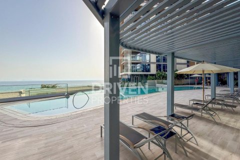 1 bedroom Apartment in Bluewaters Residences, UAE No. 137905 4