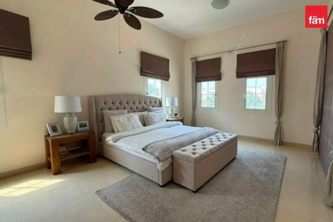 3 bedrooms Villa in Dubai, UAE No. 168723 9
