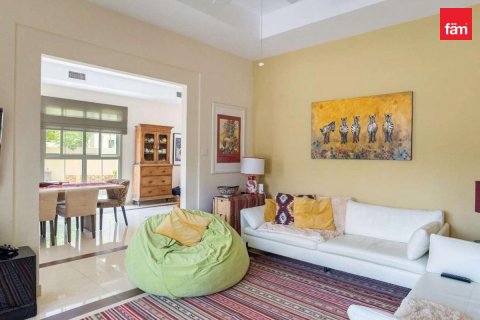 3 bedrooms Villa in Dubai, UAE No. 168723 16