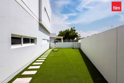 3 bedrooms Townhouse in Dubai, UAE No. 168722 8