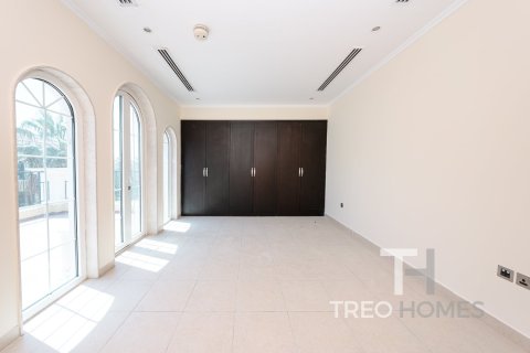 3 غرف نوم فيلا في Legacy, الإمارات العربية المتحدة رقم 76409 4