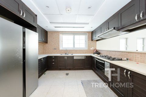 3 غرف نوم فيلا في Legacy, الإمارات العربية المتحدة رقم 76409 15