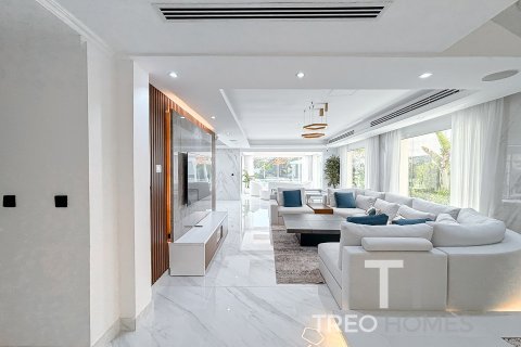 3 bedrooms Villa in Regional, UAE No. 76401 26