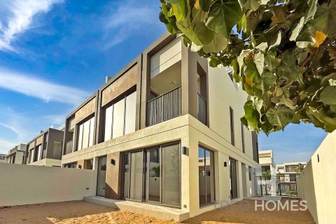 4 bedrooms Townhouse in Tilal Al Ghaf, UAE No. 76410 3