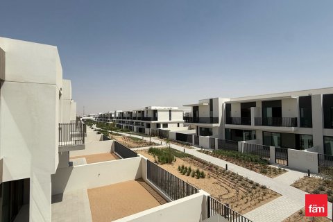 Townhouse de 3 dormitorios  No. 115501 2