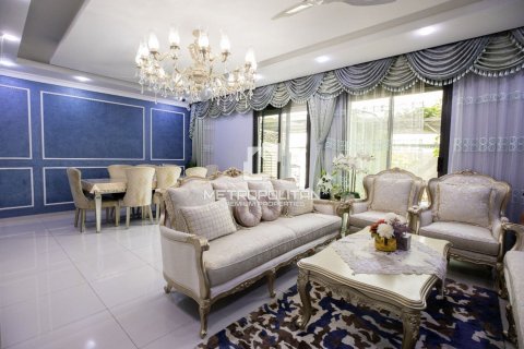 5 bedrooms Townhouse No. 128866 2