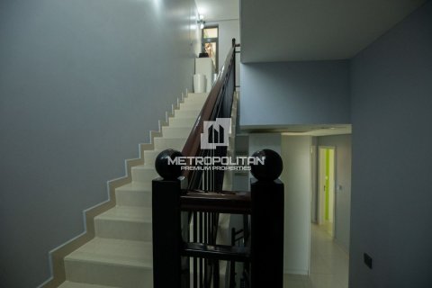 5 bedrooms Townhouse No. 128866 9