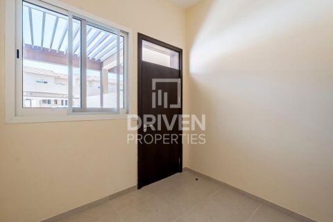 4 bedrooms Villa in Dubai Land, UAE No. 190701 16