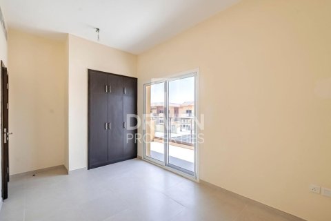 4 bedrooms Villa in Dubai Land, UAE No. 190701 7