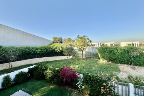 4 غرف نوم فيلا  رقم 131673 2