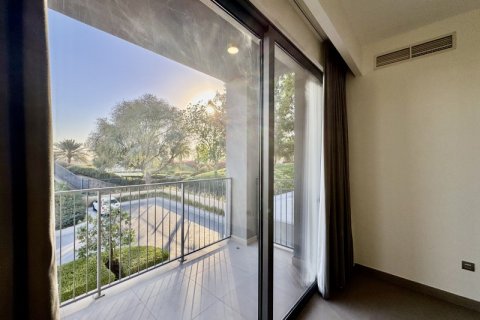 4 غرف نوم فيلا  رقم 131673 18