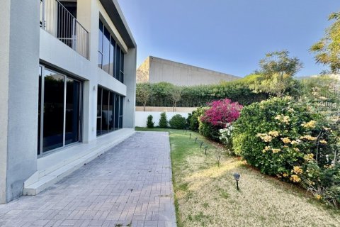 4 غرف نوم فيلا  رقم 131673 19