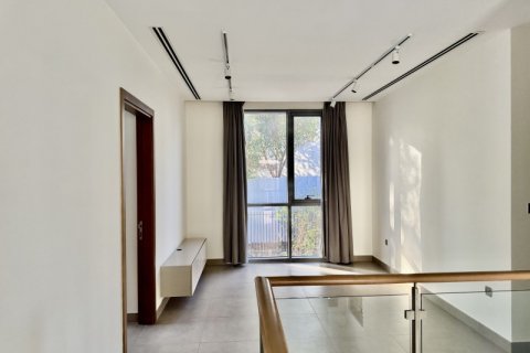 4 غرف نوم فيلا  رقم 131673 14