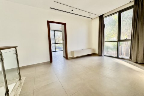 4 غرف نوم فيلا  رقم 131673 13