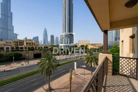 Квартира с 2 спальнями в Даунтаун Дубай (Даунтаун Бурдж Дубай), ОАЭ №193827 21