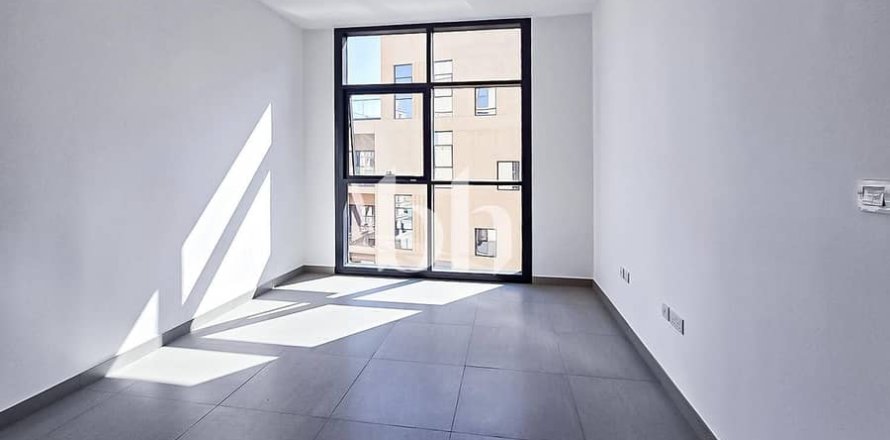 Studio Apartment in Muwaileh, UAE No. 171947