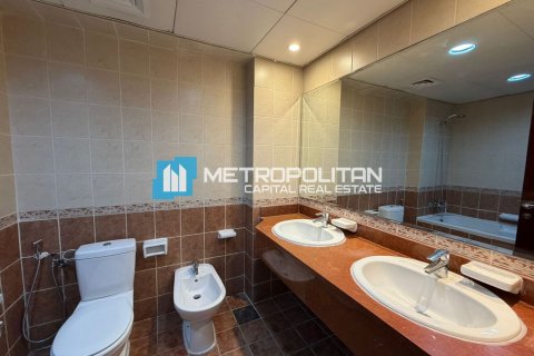 4 bedrooms Villa in Abu Dhabi, UAE No. 134365 21